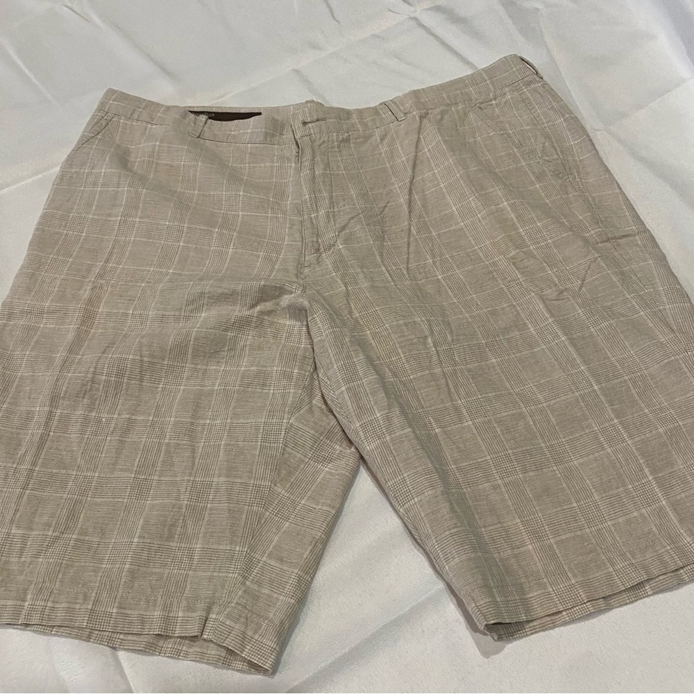 Perry Ellis Plaid  tan white Casual Chino flat front  Men's Cotton Shorts Sz 38